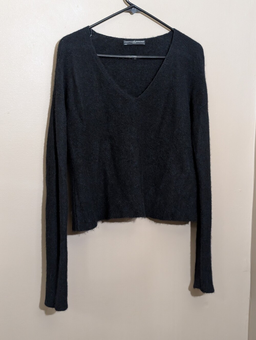 Peruvian Connection Black Scoop Neck Lightweight Sweater 100%Alpaca
